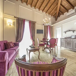 Lady Capulet Apartment
